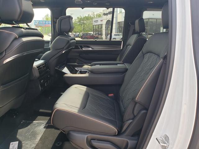2026 Jeep Grand Wagoneer Summit Reserve 4x4