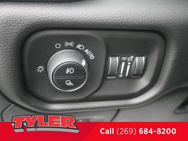 2026 Ram 1500 Big Horn Crew Cab 4x4 57 Box