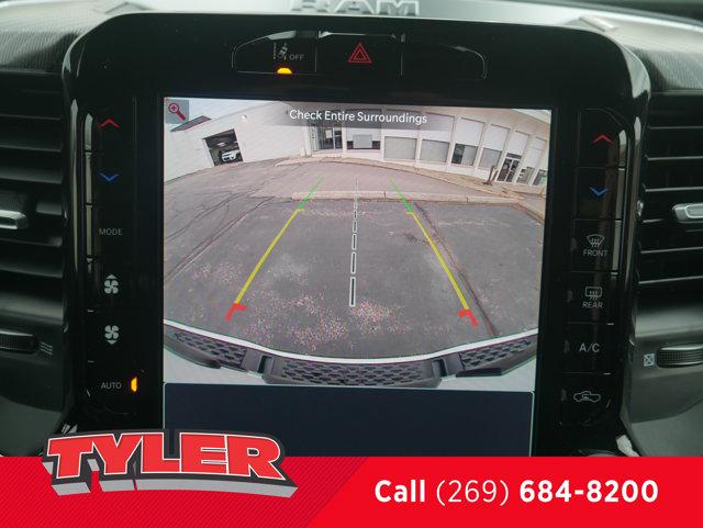 2026 Ram 1500 Big Horn Crew Cab 4x4 57 Box