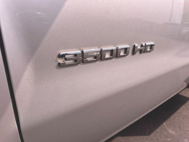 2016 Chevrolet Silverado 3500HD WT
