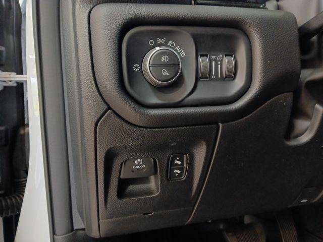 2026 Ram 1500 Rebel Crew Cab 4x4 5'7" Box