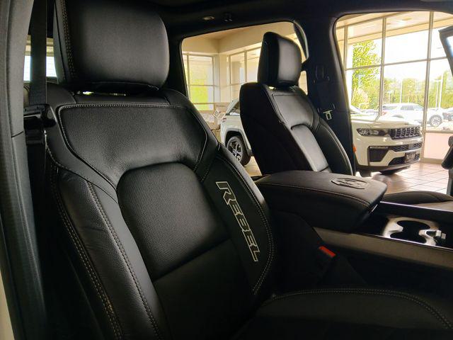 2026 Ram 1500 Rebel Crew Cab 4x4 5'7" Box