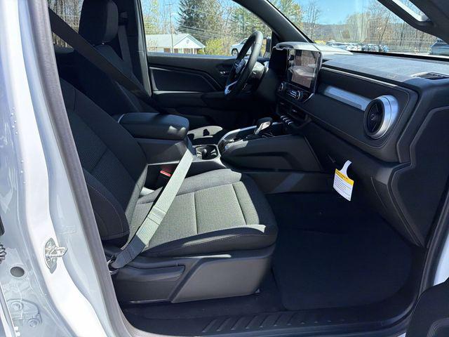 2026 Chevrolet Colorado LT, 4WD