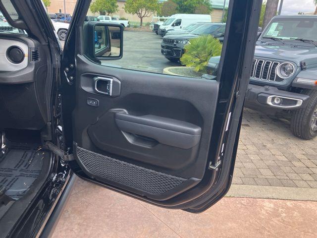 2025 Jeep Wrangler 4xe Willys 4xe