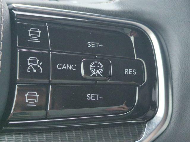 2026 Jeep Grand Wagoneer Summit Obsidian 4x4