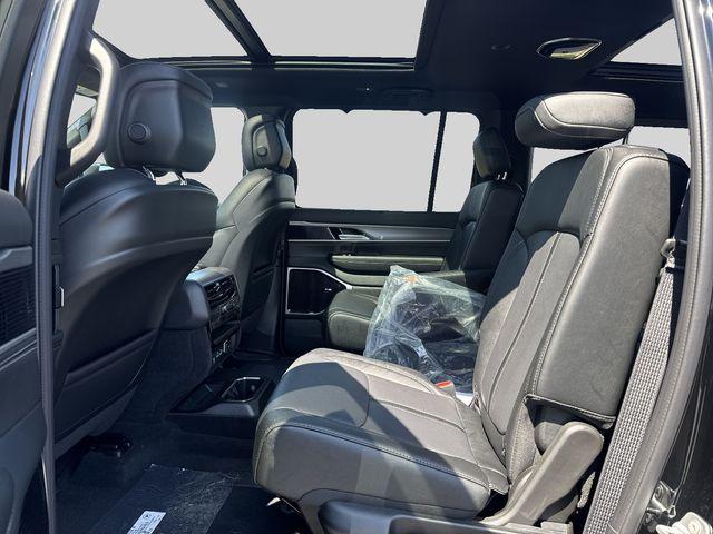 2026 Jeep Grand Wagoneer Limited Reserve 4x4