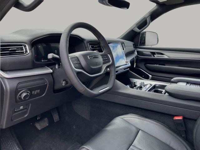 2026 Jeep Grand Wagoneer 4x2
