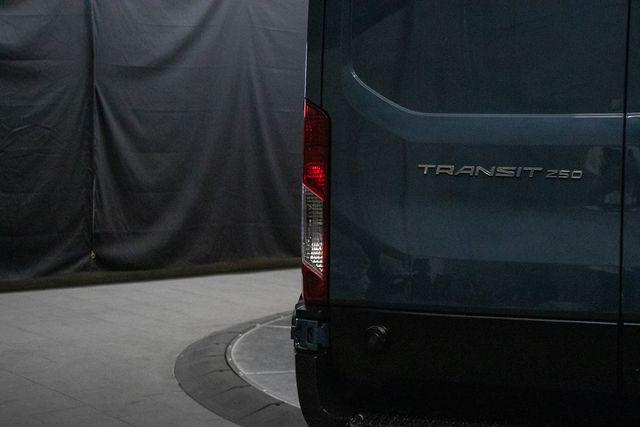 2019 Ford Transit Base