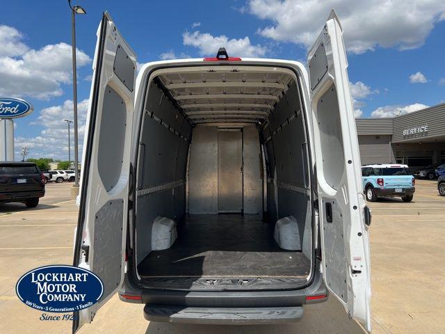 2019 Freightliner Sprinter High Roof