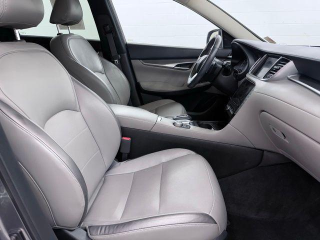 2023 INFINITI QX50 LUXE AWD