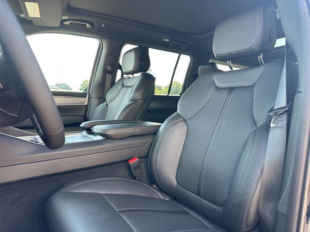 2026 Jeep Grand Wagoneer Upland 4x4