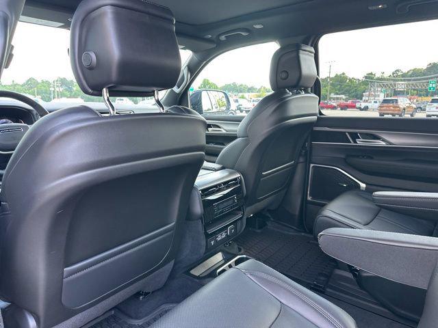 2026 Jeep Grand Wagoneer Upland 4x4