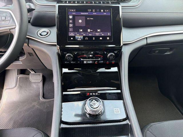 2026 Jeep Grand Cherokee L Altitude 4x4