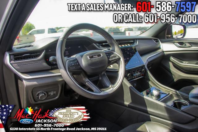 2024 Jeep Grand Cherokee L Altitude 4x4