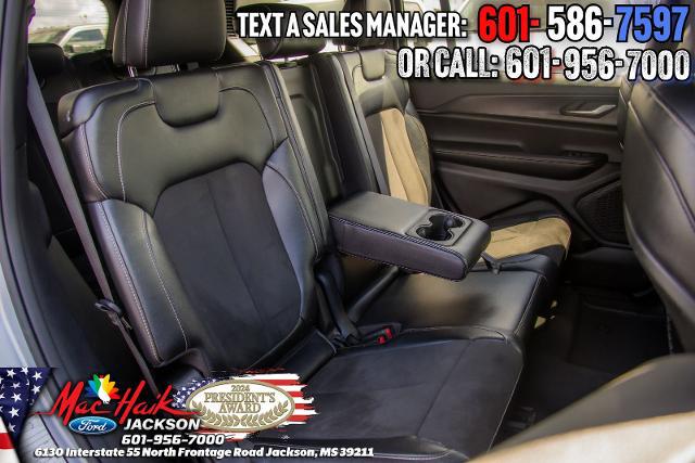 2024 Jeep Grand Cherokee L Altitude 4x4