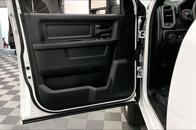 2024 Ram 2500 Tradesman Crew Cab 4x4 8' Box
