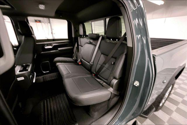 2025 Chevrolet Silverado 2500HD 4WD Crew Cab Standard Bed LTZ