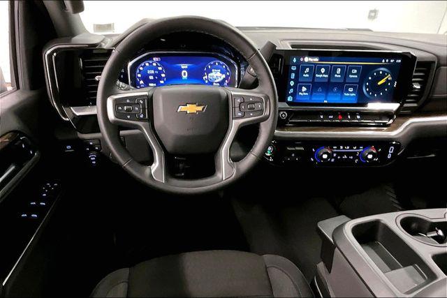 2025 Chevrolet Silverado 2500HD 4WD Crew Cab Standard Bed LT