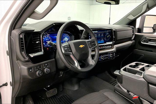2025 Chevrolet Silverado 2500HD 4WD Crew Cab Standard Bed LT
