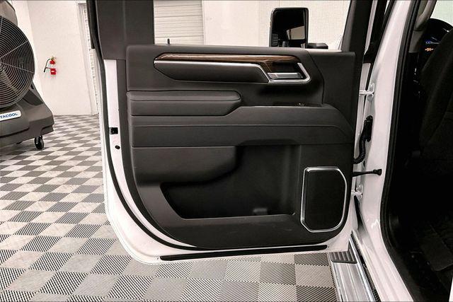2025 Chevrolet Silverado 2500HD 4WD Crew Cab Standard Bed LT