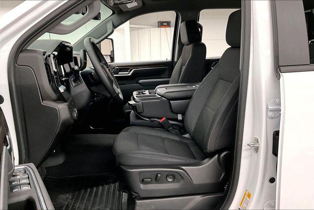 2025 Chevrolet Silverado 2500HD 4WD Crew Cab Standard Bed LT