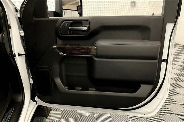2024 GMC Sierra 3500HD 4WD Regular Cab Long Bed SLE