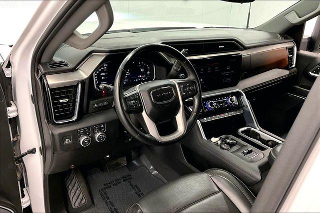 2024 GMC Sierra 3500HD 4WD Crew Cab Standard Bed Denali