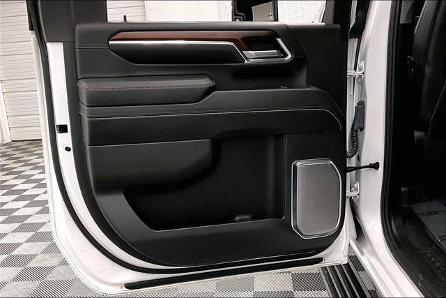 2024 GMC Sierra 3500HD 4WD Crew Cab Standard Bed Denali