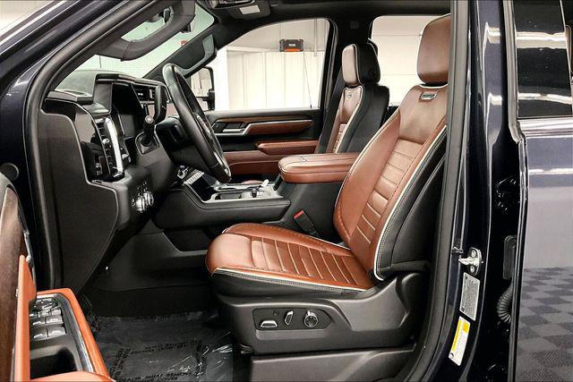 2024 GMC Sierra 3500HD 4WD Crew Cab Standard Bed Denali Ultimate