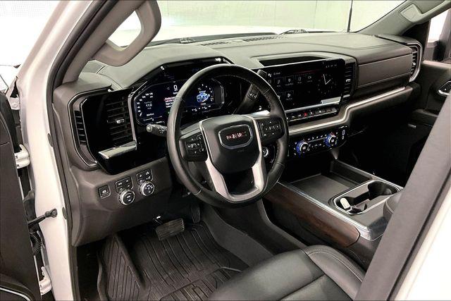 2024 GMC Sierra 3500HD 4WD Crew Cab Long Bed SLT