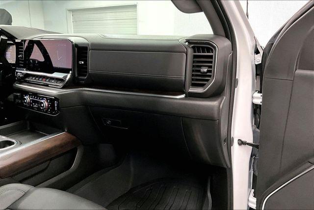 2024 GMC Sierra 3500HD 4WD Crew Cab Long Bed SLT
