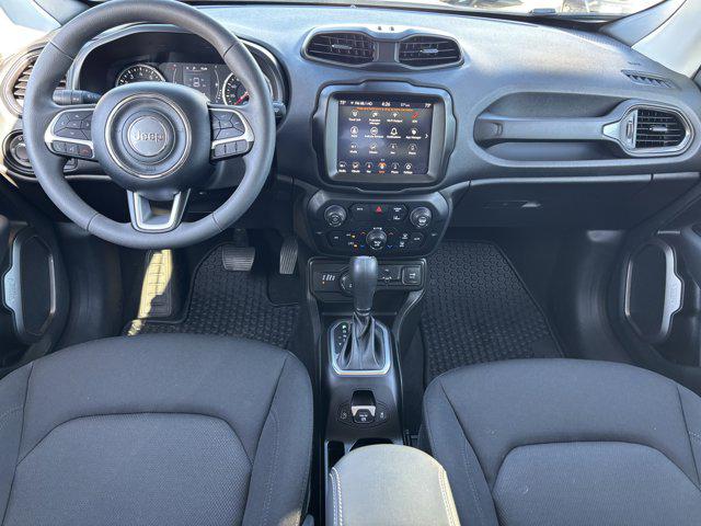 2023 Jeep Renegade Latitude 4x4