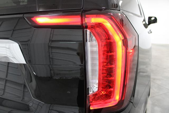 2023 GMC Yukon XL 2WD SLT