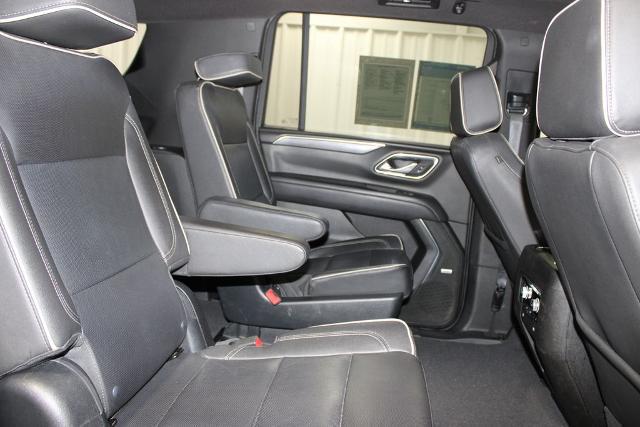 2023 GMC Yukon XL 2WD SLT