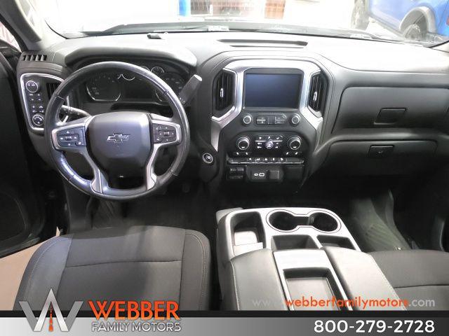 2022 Chevrolet Silverado 1500 4WD Double Cab Standard Bed RST