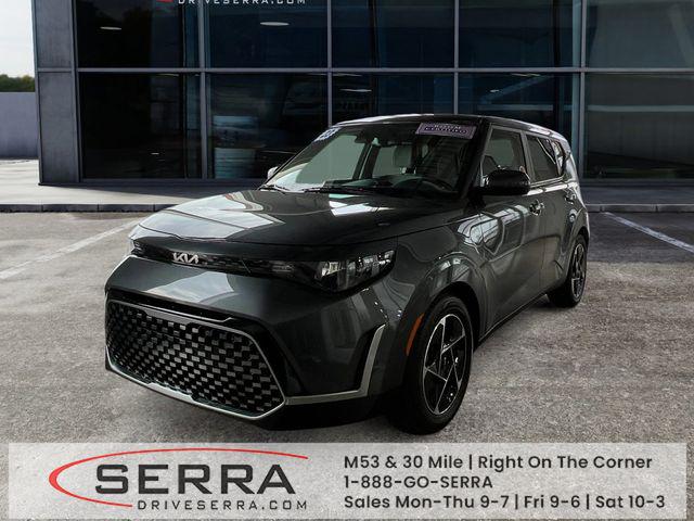 Gravity Gray 2023 Kia Soul EX FWD SUV / Crossover Front-Wheel Drive Automatic