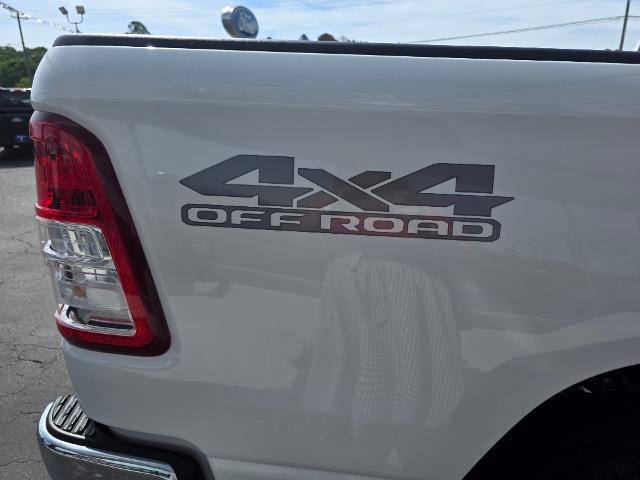 2024 Ram 1500 Big Horn Crew Cab 4x4 57 Box