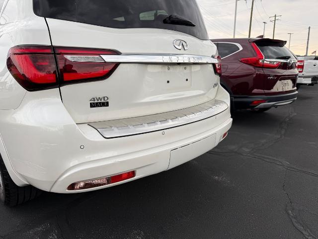 2022 INFINITI QX80 LUXE AWD