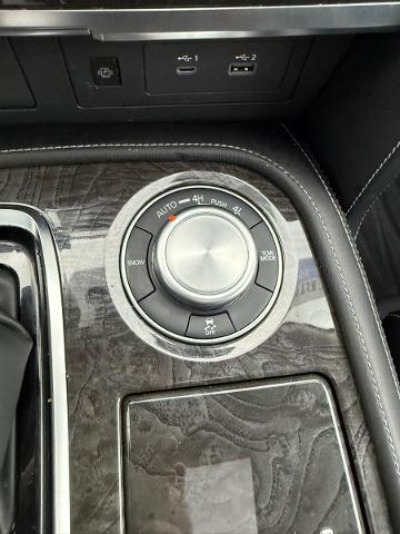 2022 INFINITI QX80 LUXE AWD
