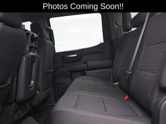 2022 Chevrolet Silverado 1500 4WD Crew Cab Short Bed Custom