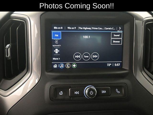 2022 Chevrolet Silverado 1500 4WD Crew Cab Short Bed Custom
