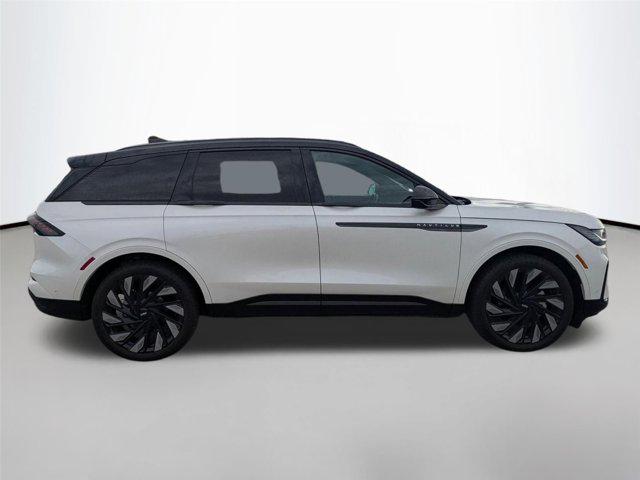 2024 Lincoln Nautilus Reserve