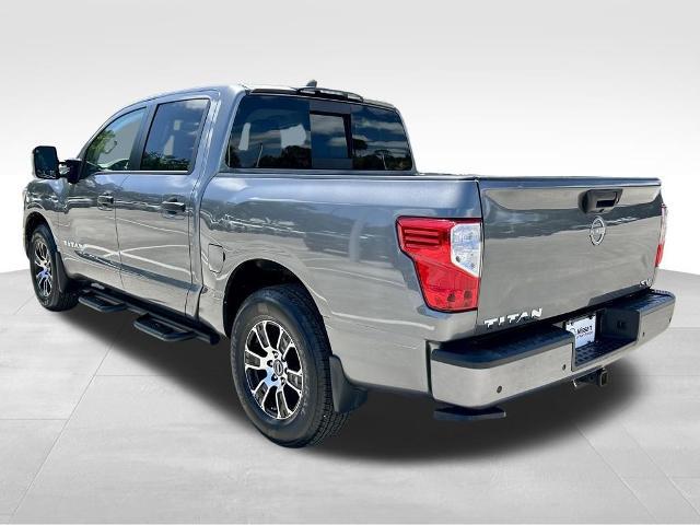 2024 Nissan Titan Crew Cab SV 4x2