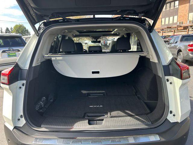 2023 Nissan Rogue SL Intelligent AWD