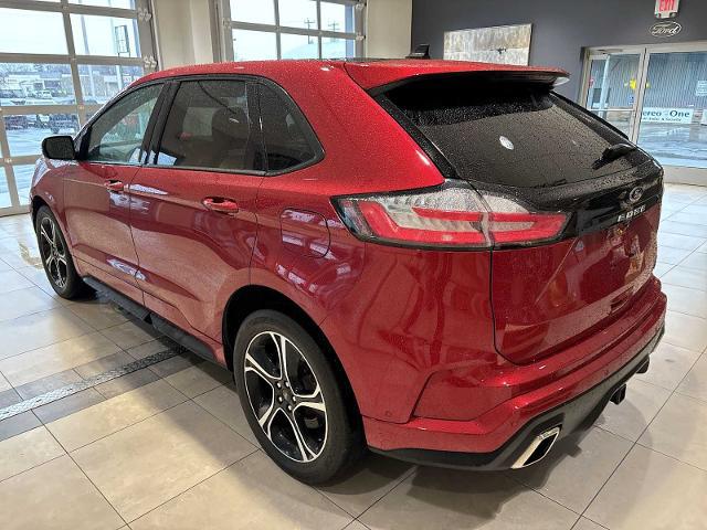 2022 Ford Edge ST