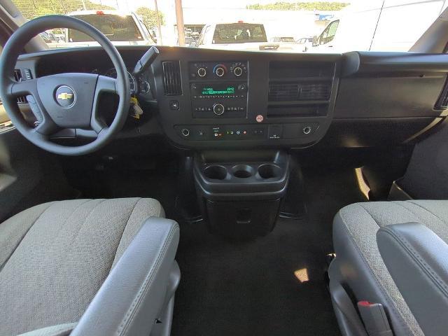 2024 Chevrolet Express Passenger RWD 3500 Extended Wheelbase LT
