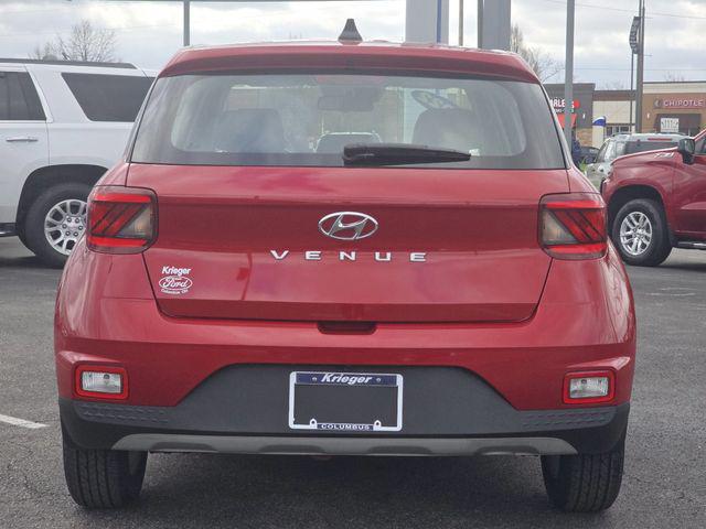 2022 Hyundai Venue SE
