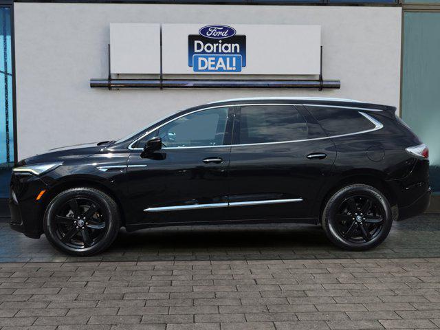 2023 Buick Enclave Essence AWD