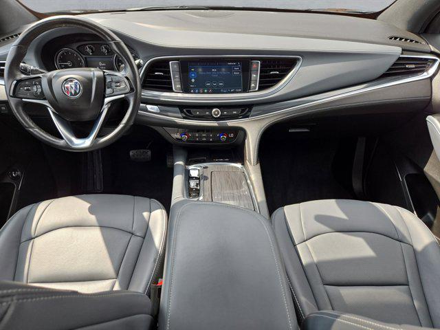2023 Buick Enclave Essence AWD