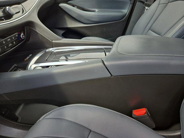 2023 Buick Enclave Essence AWD